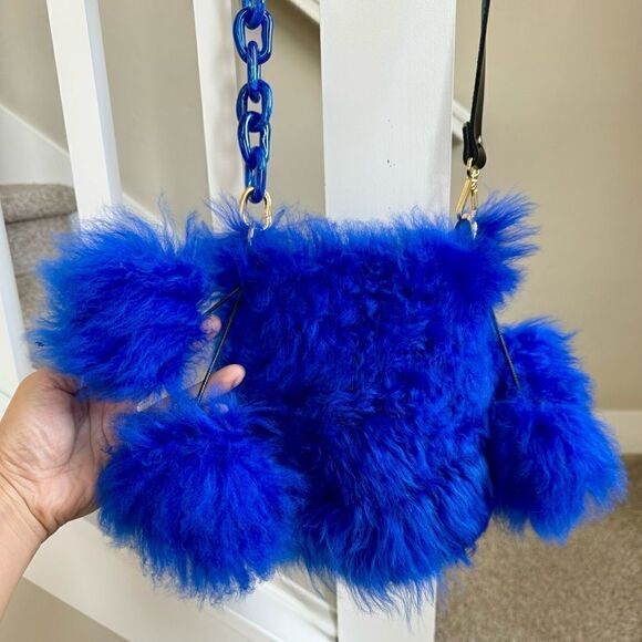 Multi Style Use Handmade Real Shearling Drawstring Bucket Bag with 4 Fur Balls - Picture 16 of 17